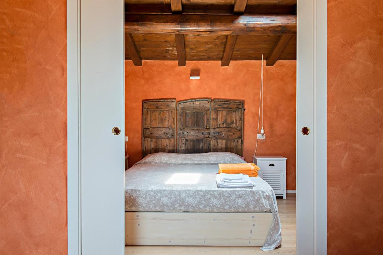 Agriturismo Lecolombare 노가롤 로카 외부 사진