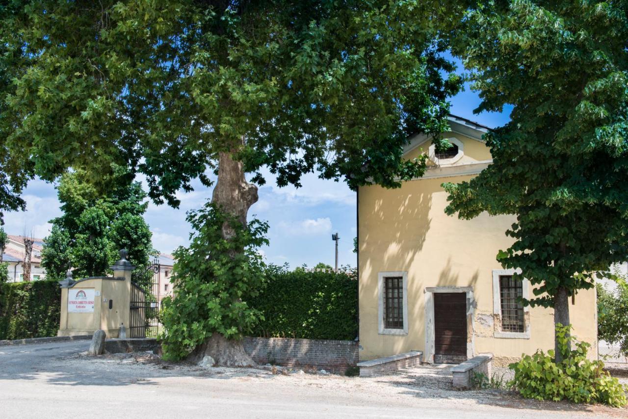Agriturismo Lecolombare 노가롤 로카 외부 사진